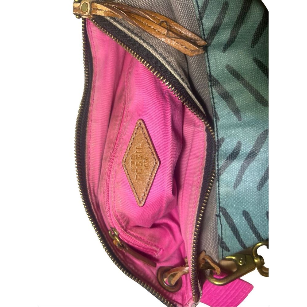 Fossil Keely Herringbone Crossbody - Picture 13 of 13